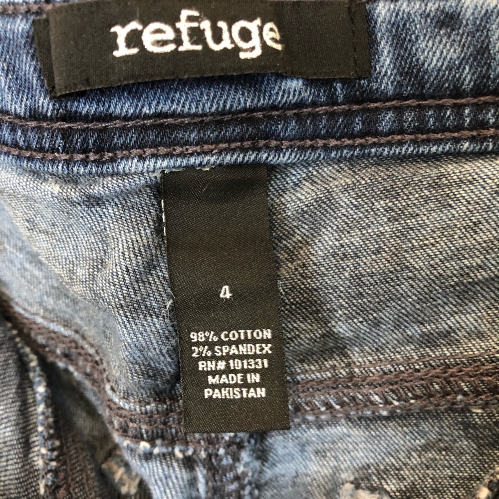 Refuge Button Fly Jeans - Picture 4 of 13